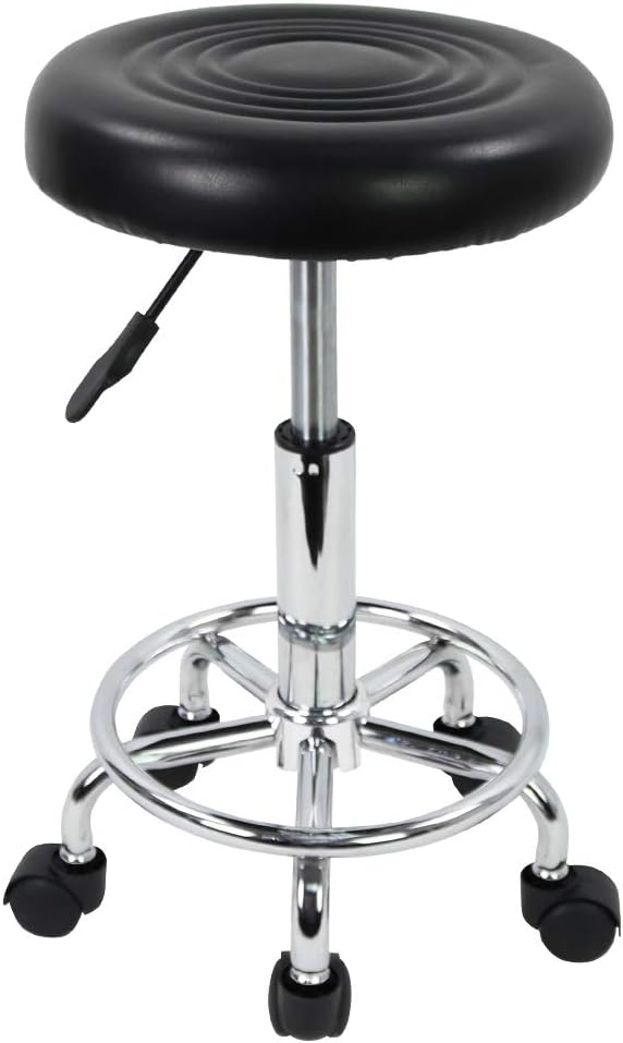 Taburete con ruedas KKTONER, regulable en altura 49-64 cm con reposapiés, giratorio, fabricado en piel sintética negra.