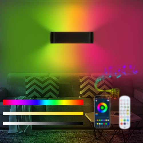 Lámpara de pared interior RGB de 12W, con materiales de aluminio y acrílico mate. Funciona en un rango de 85-265V, mide 30x8x3 cm, sin parpadeos y con un índice de reproducción cromática de hasta 90. 