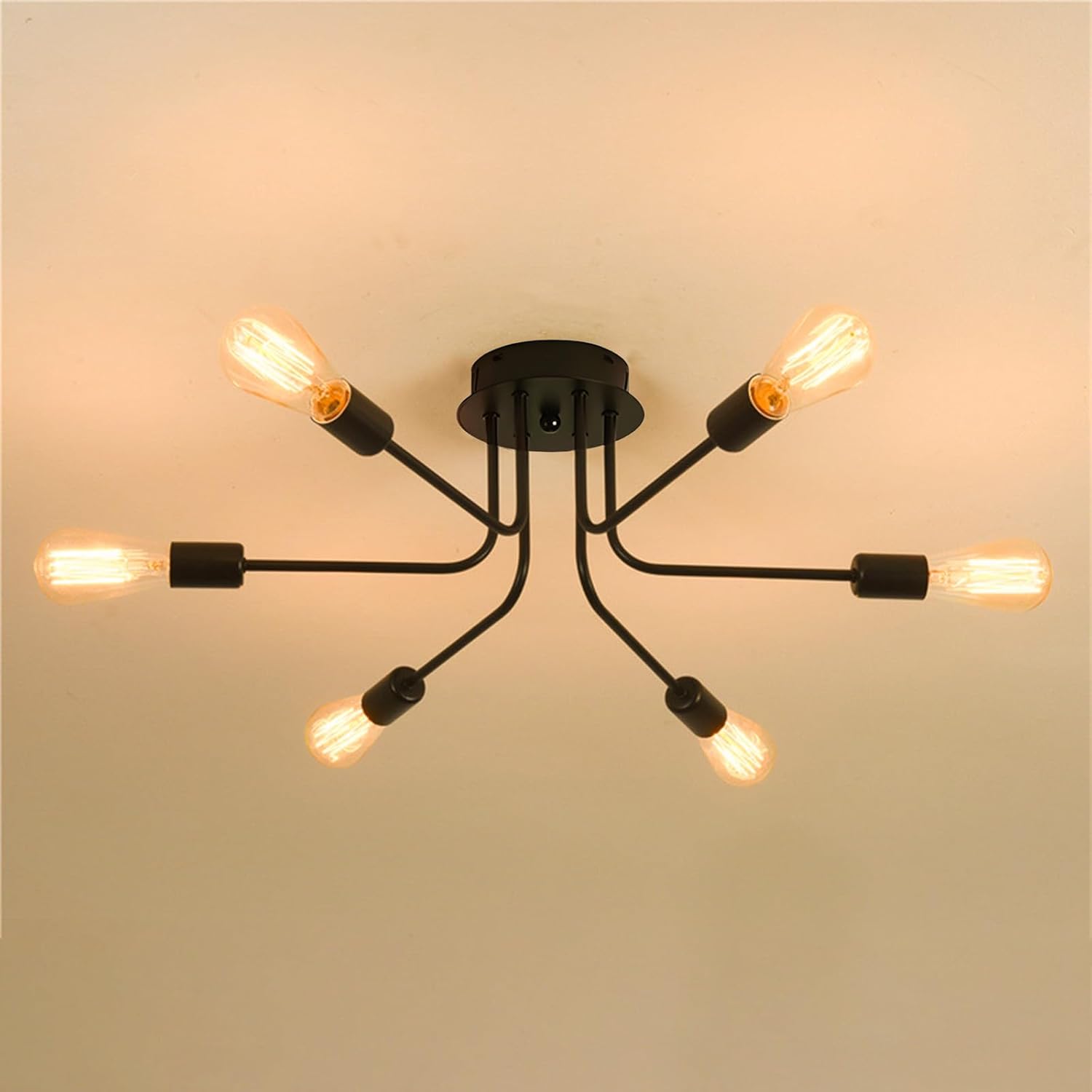 Lámpara de Techo NIUNIAJ con diseño industrial de 6 brazos ajustables, fabricada en hierro. Dimensiones: 65 cm x 65 cm x 20 cm. Compatible con bombillas E27 de hasta 60 W. Ideal para entornos diversos