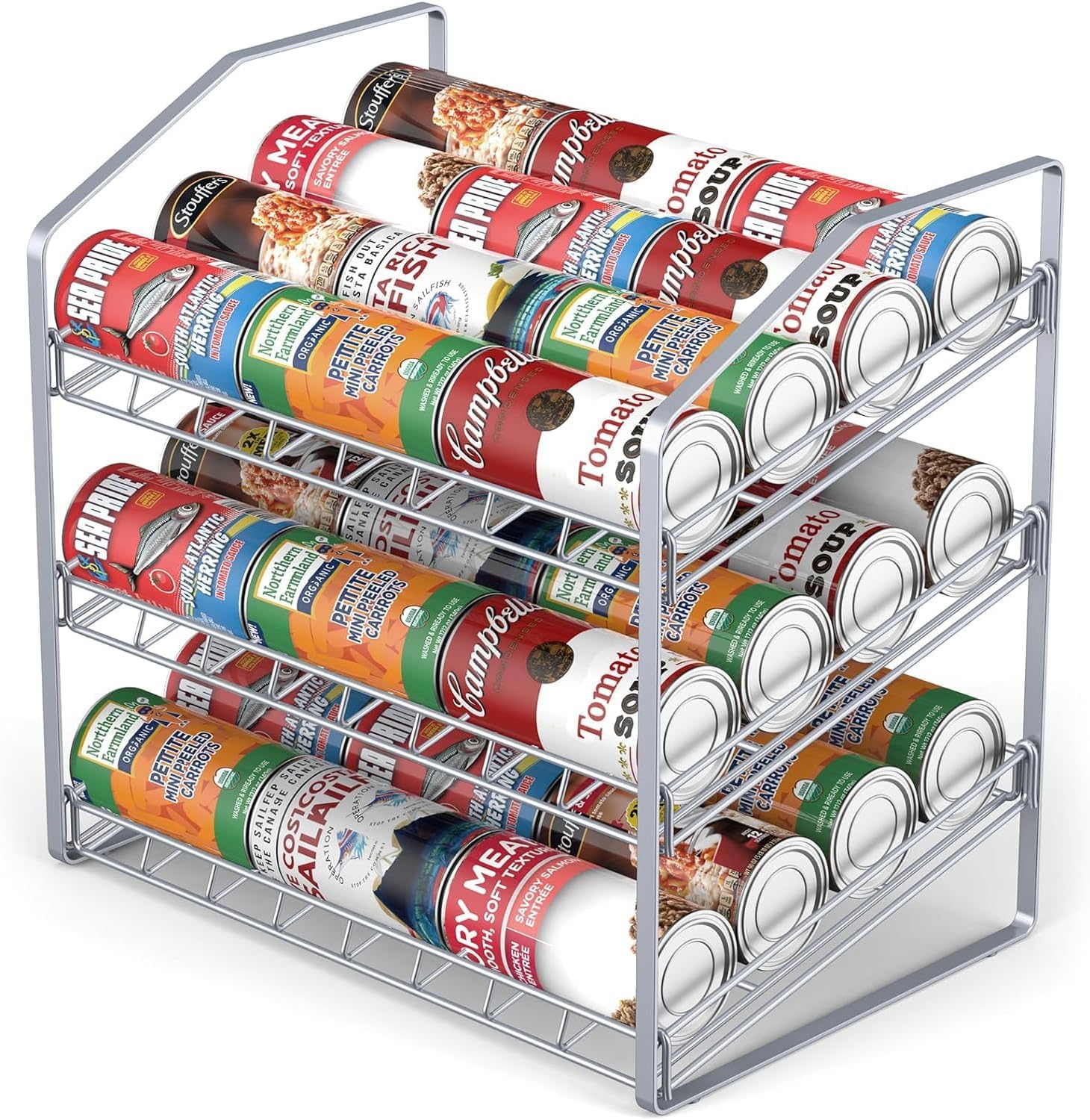 Estante para almacenamiento de latas, compuesto por 3 niveles, fabricado en metal plateado. Dimensiones adecuadas para encimeras y gabinetes, diseño optimizado para facilitar la visibilidad y el acces
