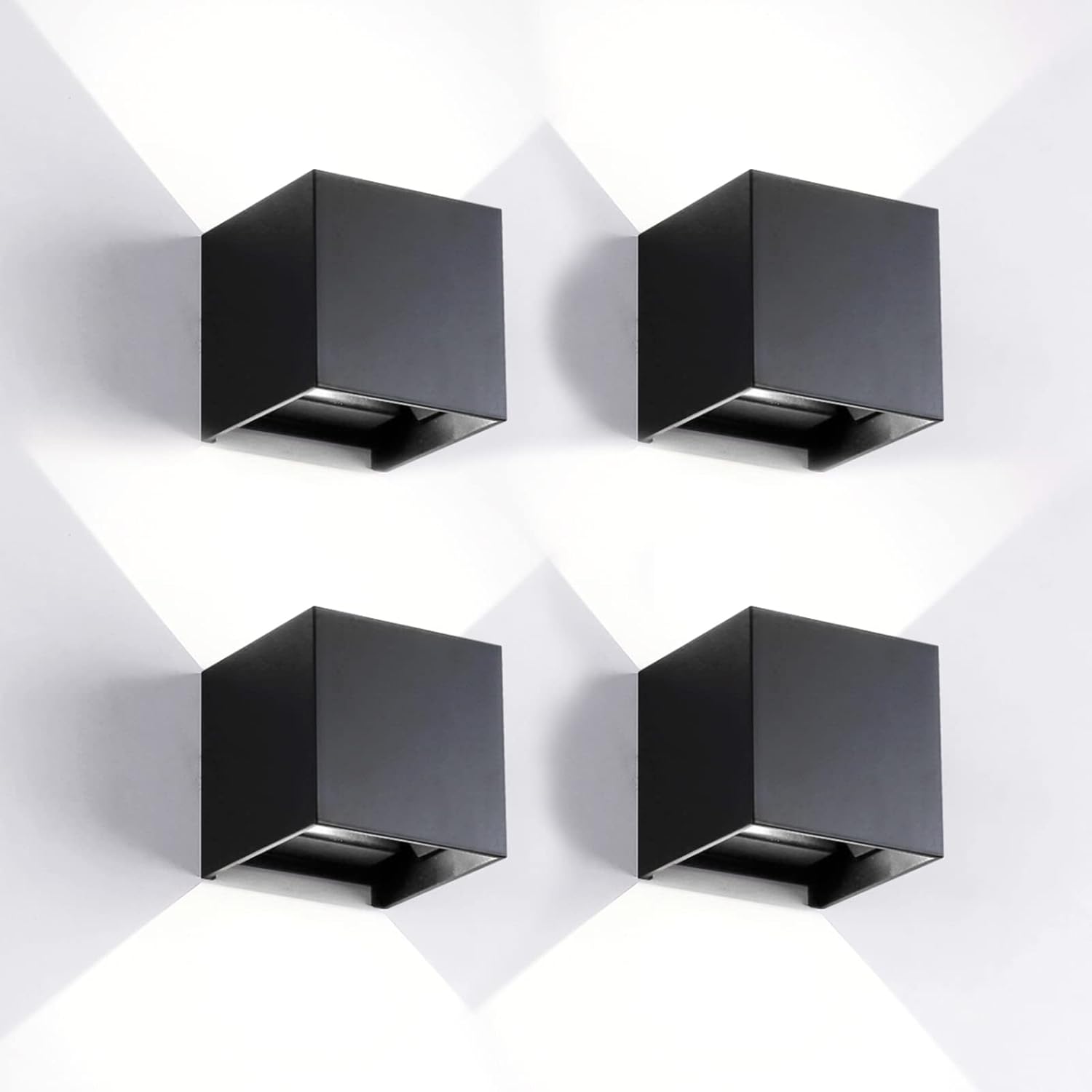 FUPE Juego de 4 apliques de pared LED para exteriores/interiores, IP65, resistentes al agua, modernos, negros, 12 W, 6500 K, luz blanca fría, cuadrados, de aluminio, ángulo de haz ajustable