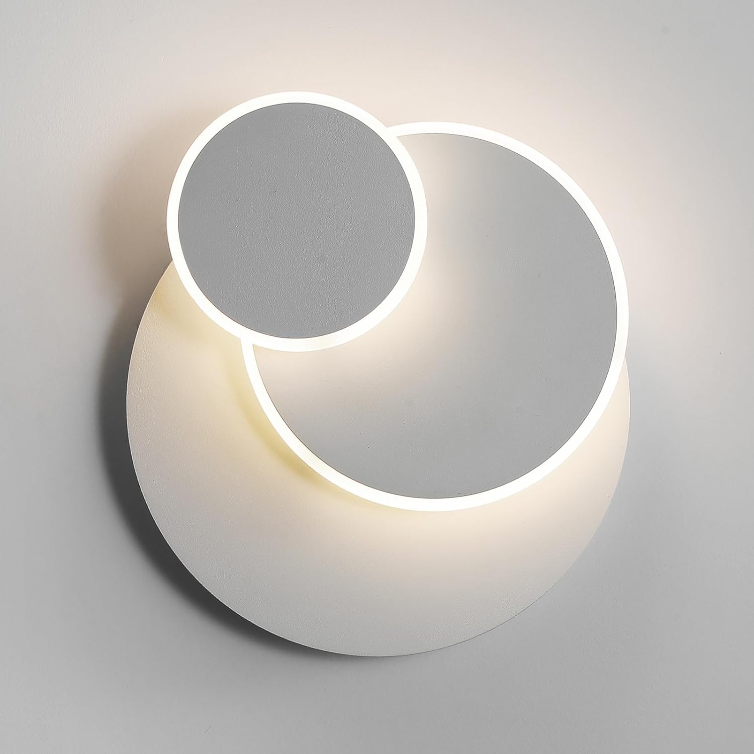 Aplique de pared LED moderna DELIPOP para interiores, 15 W, foco de pared de aluminio giratorio 350°, luz de pared redonda protectora creativa 3 en 1 para dormitorio, sala de estar, pasillo, luz natural 4500 K